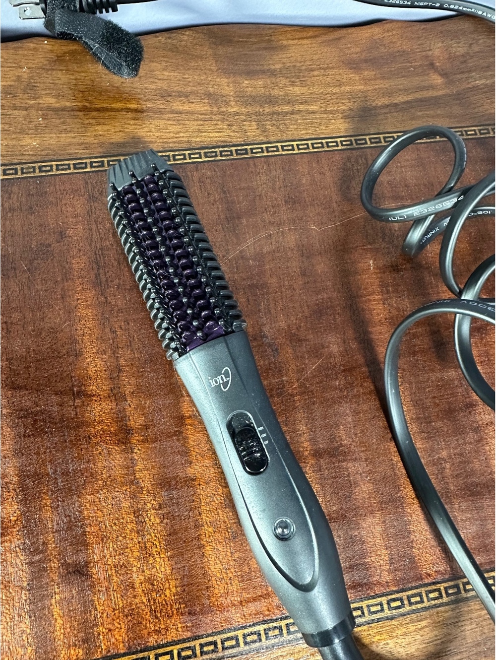 Ion Travel Straightening Brush Iron - Dual Voltage Hair Straightener Mini